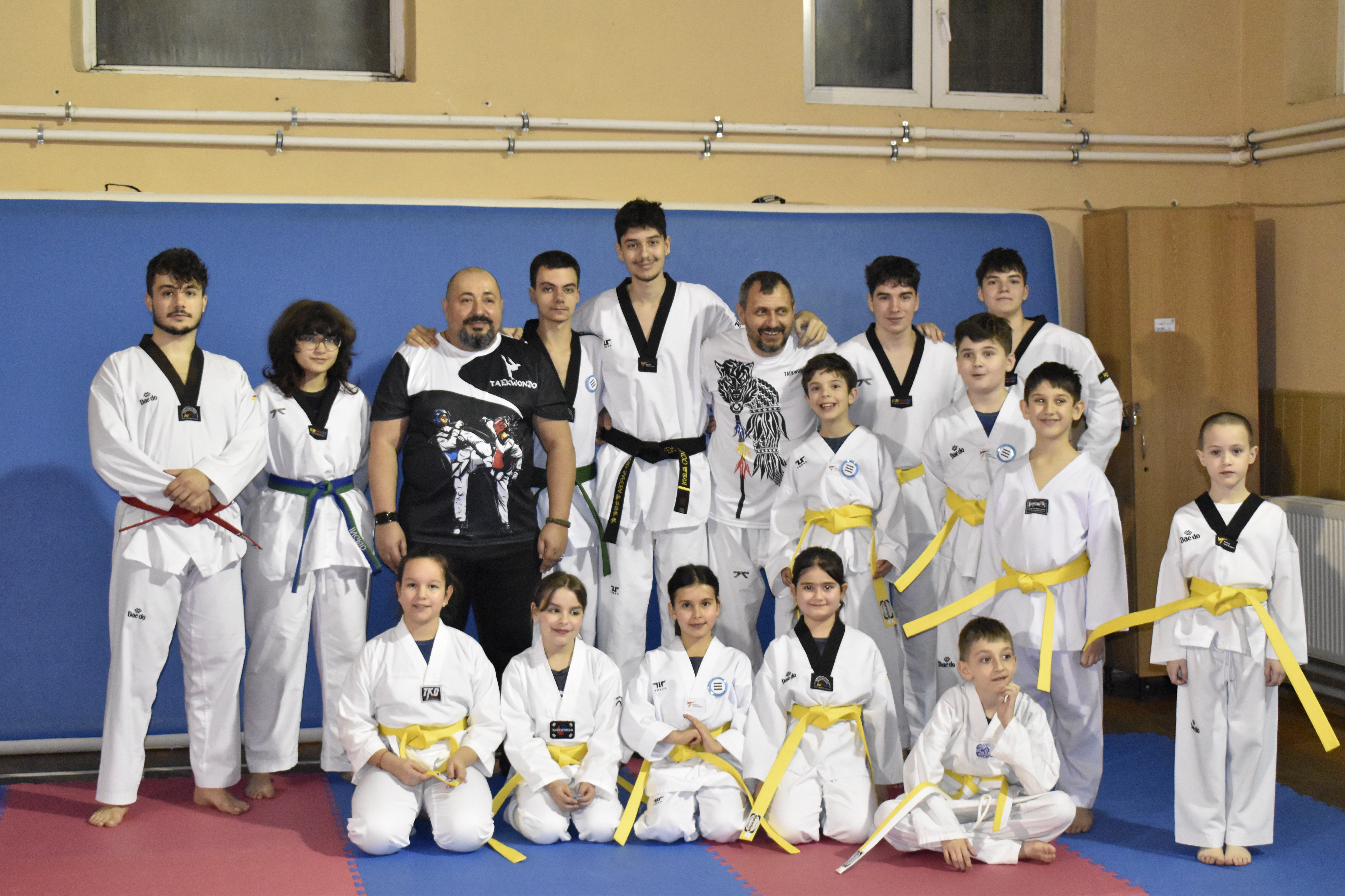 Fotografie de grup ACS Il Jang Taekwondo Craiova